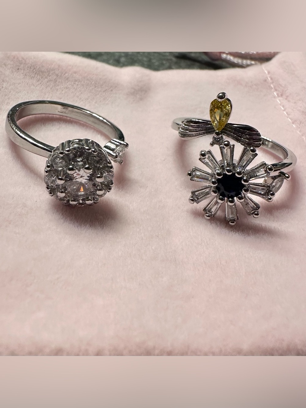 2pcs Adjustable Spinner/ fidget fashion Rings for Women BN